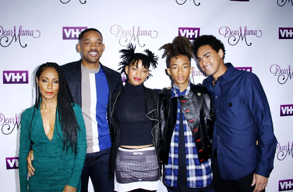 jada-pinkett-smith-will-smith-willow-smith-jaden-smith-and-news-photo-1594903214