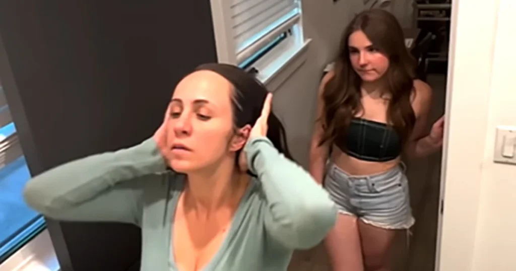 230329-tiffany-rockelle-piper-rockelle-snip-ac-624p-4c1c40