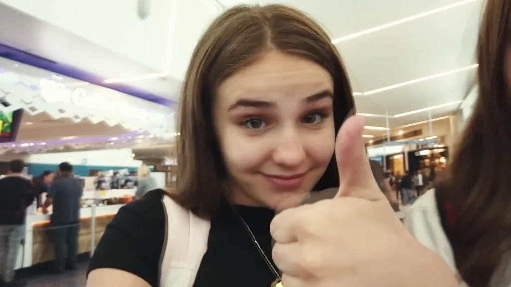 Bad-Influence-The-Dark-Side-of-Kidfluencing-mc-250409-05-8822bf